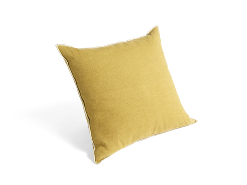 OUTLINE CUSHION